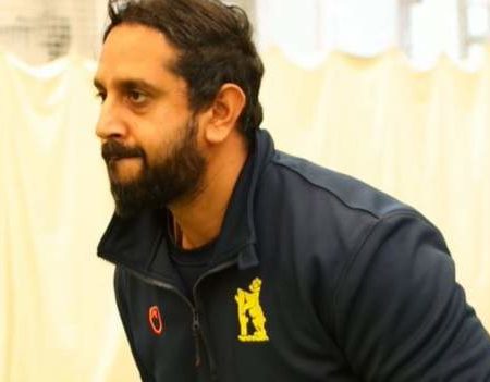 Shaftab Khalid: Ex-Pears spinner joins Bears as coach from South Asian Cricket Academy