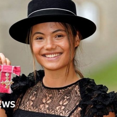 Emma Raducanu: Tennis star receives MBE at Windsor Castle