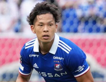 Celtic sign Tomoki Iwata from Yokohama F Marinos