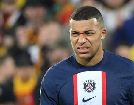 Lens 3-1 Paris St-Germain: PSG lose first game since March