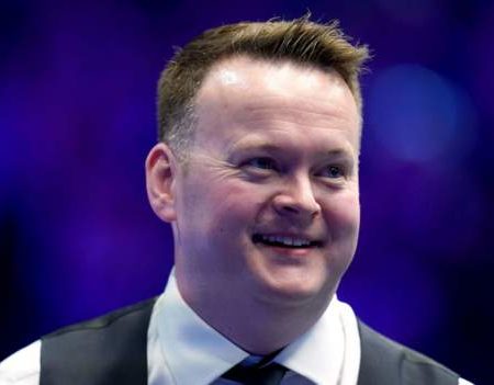 Masters 2023: Shaun Murphy holds off fightback from defending champion Neil Robertson