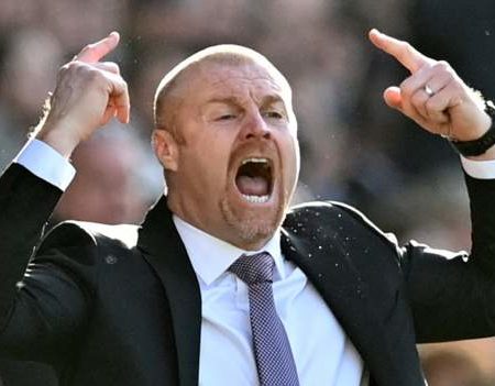 Sean Dyche: Everton’s new boss says it is his job to make his players ‘shine’