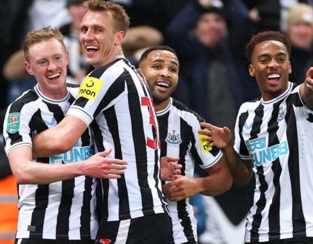 Newcastle 2-1 Southampton (agg: 3-1): Eddie Howe’s side reach Carabao Cup final