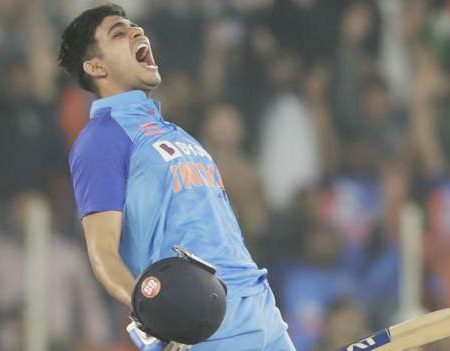 India v New Zealand: Shubman Gill hits another century as hosts win T20 series