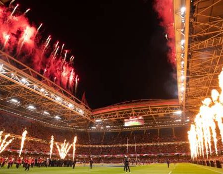 Six-year deal signed in bid to end Welsh rugby crisis