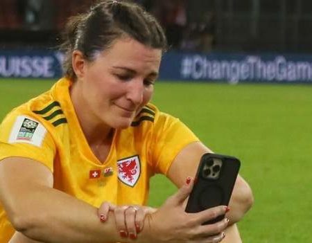 Helen Ward: Wales’ record scorer retires from international duty and will quit club football