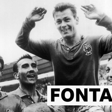 Just Fontaine sets World Cup scoring record for France in 1958