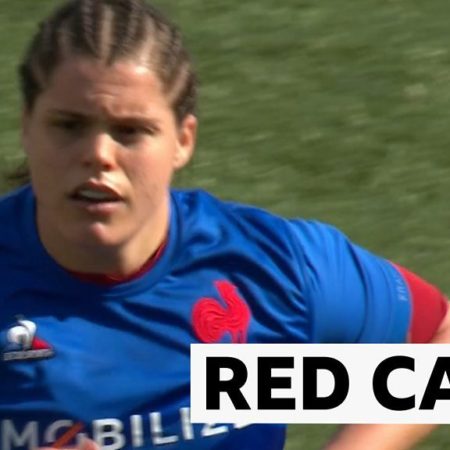 Women's Six Nations: France's Annaelle Deshayes sent off for high tackle against Ireland