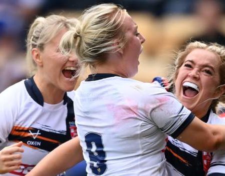 England 64-0 France: Leah Burke scores four tries as England overwhelm France