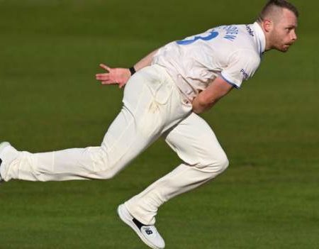 County Championship: Gloucestershire collapse after big Sussex run haul