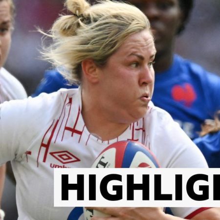 Women's Six Nations: England defeat France to win Grand Slam