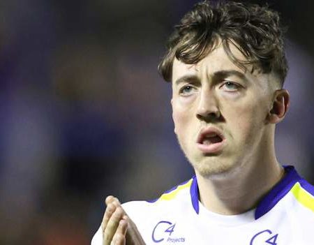 Matty Ashton: England winger extends Warrington Wolves deal until 2026