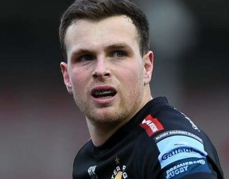 Joe Simmonds: Exeter fly-half’s move to French side Pau confirmed