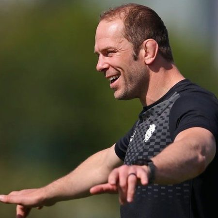 Alun Wyn Jones: A ‘massive, mould-breaking role-model’