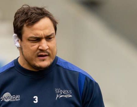 Coenie Oosthuizen: Sale Sharks prop to leave club to re-join South African side Sharks