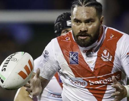 Konrad Hurrell: St Helens centre signs contract extension