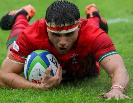 World Rugby U20 Championship: Wales 41-19 Japan – Dragons leave it late