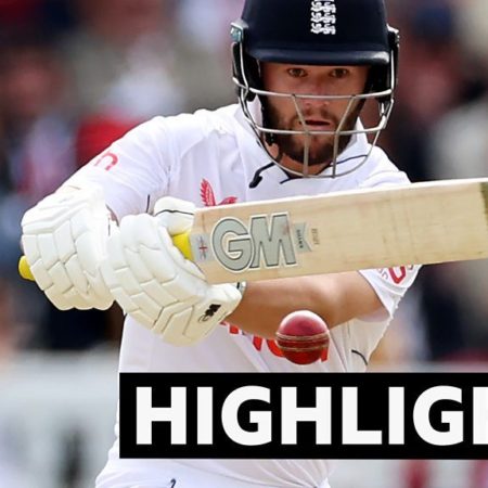 Ashes: England v Australia – second Test, day two highlights