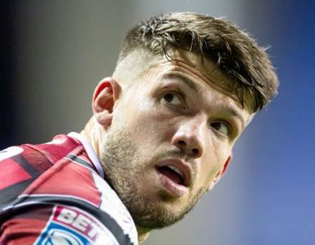 Oliver Gildart: Leigh Leopards sign former Wigan Warriors centre on short-term deal