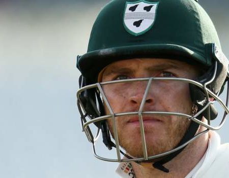 Ben Cox: Leicestershire sign long-serving Worcestershire wicketkeeper