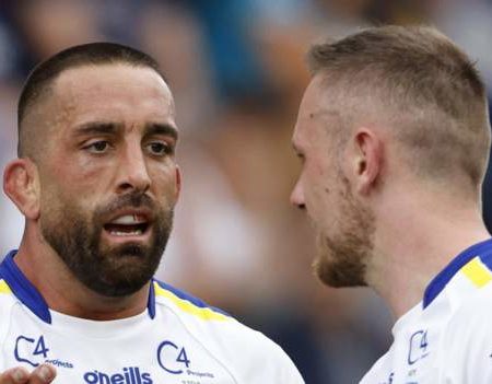 Super League: Warrington Wolves 66-12 Castleford Tigers – Wire demolish struggling Tigers