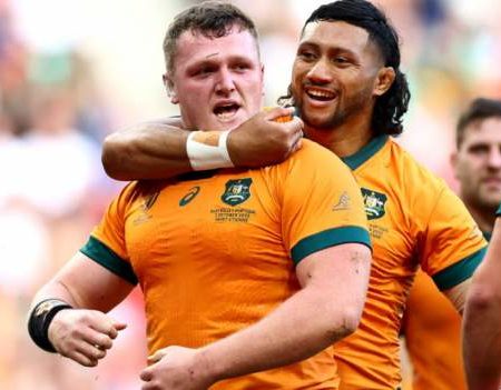 Australia 34-14 Portugal: Wallabies keep slim Rugby World Cup knockout hopes alive with win