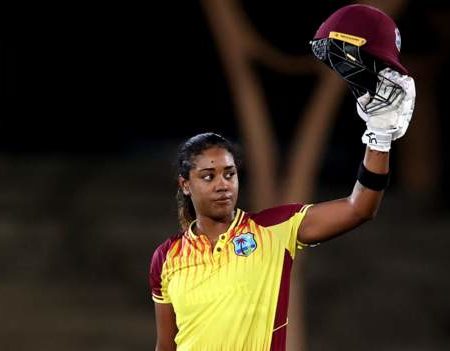 Hayley Matthews helps West Indies complete record run chase over Australia