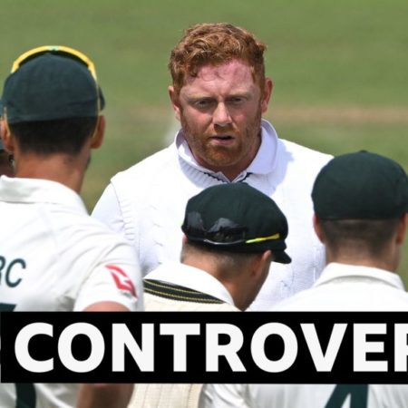 Bairstow controversially stumped by Carey