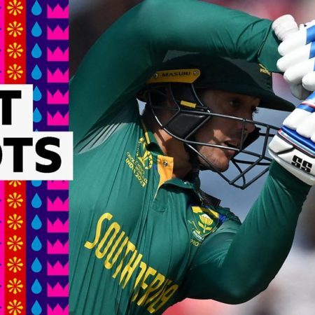 Best shots of De Kock's half-century