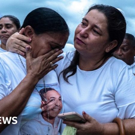 Luis Díaz: Colombians march for release of footballer's father