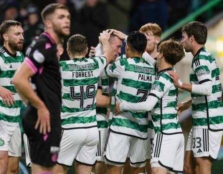 Celtic 2-1 St Mirren: League leaders battle to win over stubborn St Mirren