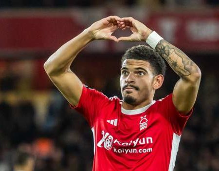 Nottingham Forest 2-1 Manchester United: Morgan Gibbs-White with late winner