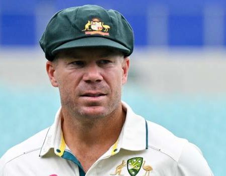 David Warner pleads for return of Australian ‘baggy green’ cap after revealing it was stolen