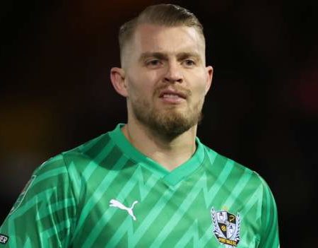 Connor Ripley: Carlisle United apologise to Port Vale keeper after abuse