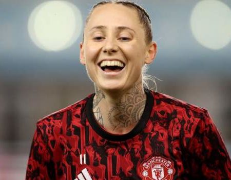 Leah Galton: Manchester United forward signs contract extension