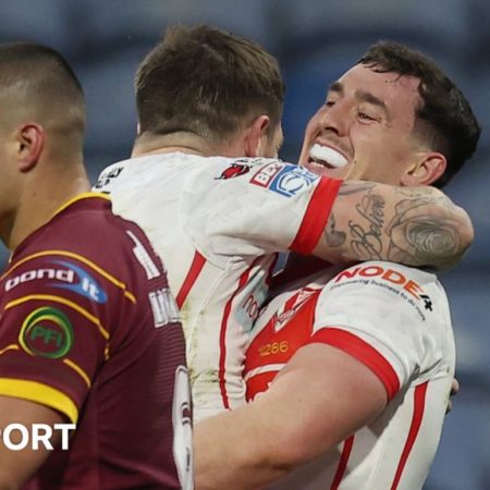 Super League: Huddersfield Giants 0-28 St Helens – five-try Saints cruise home