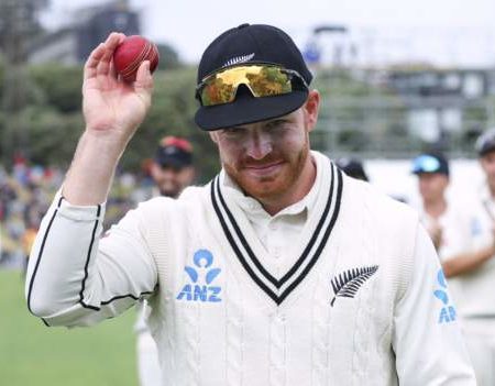 New Zealand v Australia: Glenn Phillips takes five wickets to give hosts hope in first Test