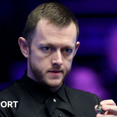 Riyadh Season World Masters of Snooker: Mark Allen fights back to beat Mark Selby 4-3