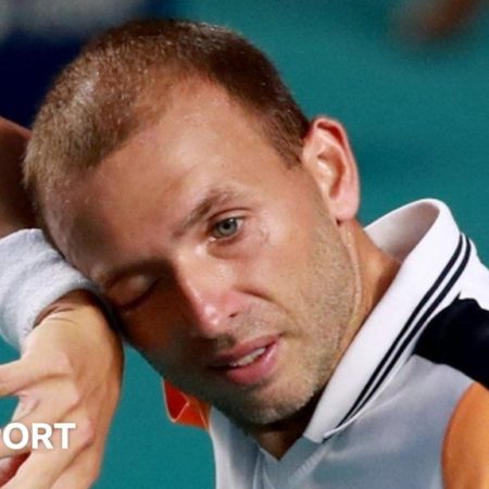 Indian Wells: Dan Evans beaten by Roman Safiullin in first round