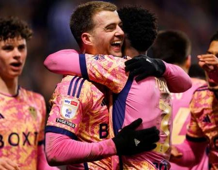 Sheffield Wednesday 0-2 Leeds United: Visitors move second and end Owls’ winning run