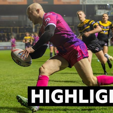 Super League: Huddersfield Giants hammer bottom side Castleford Tigers