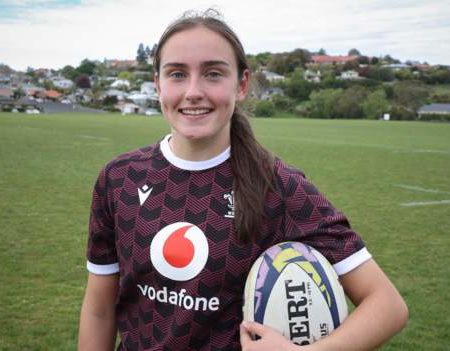 Women’s Six Nations: Gloucester-Hartpury hat-trick hero Nel Metcalfe targets Wales shirt